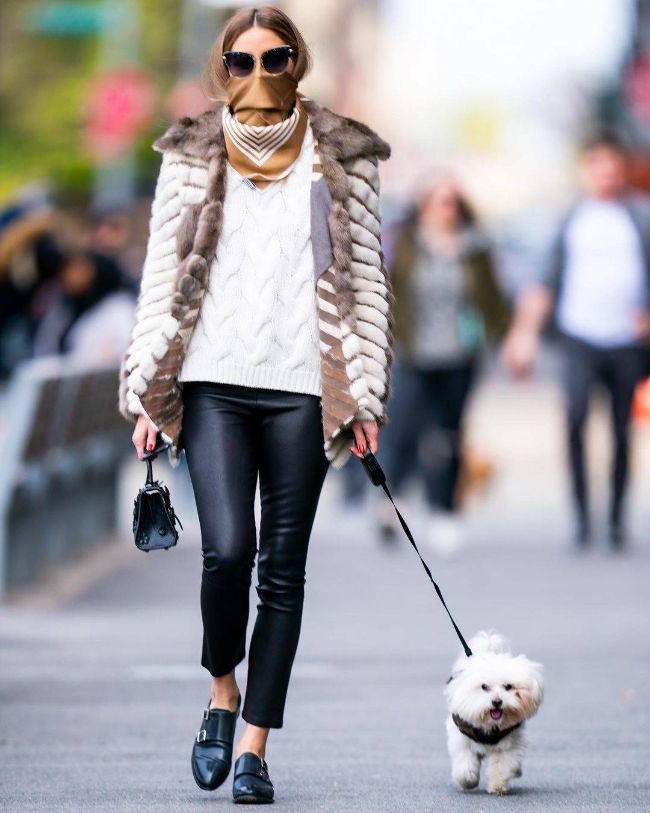 15 outfits tendência para combinares calças pretas básicas