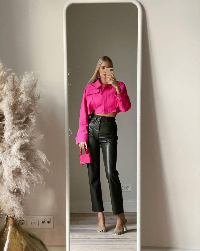 15 outfits tendência para combinares calças pretas básicas