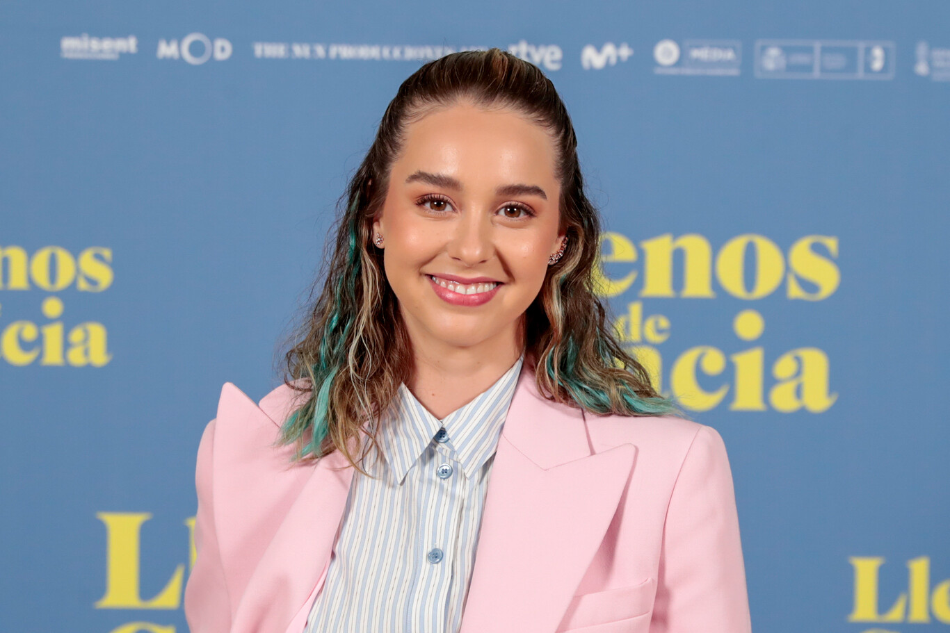 Madeixas azuis em cabelo castanho? YES!