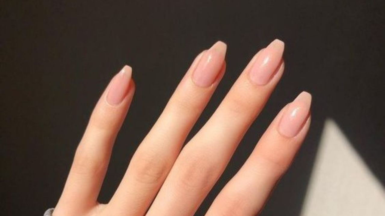 Tendências unhas: rich girl manicure combina com tudo