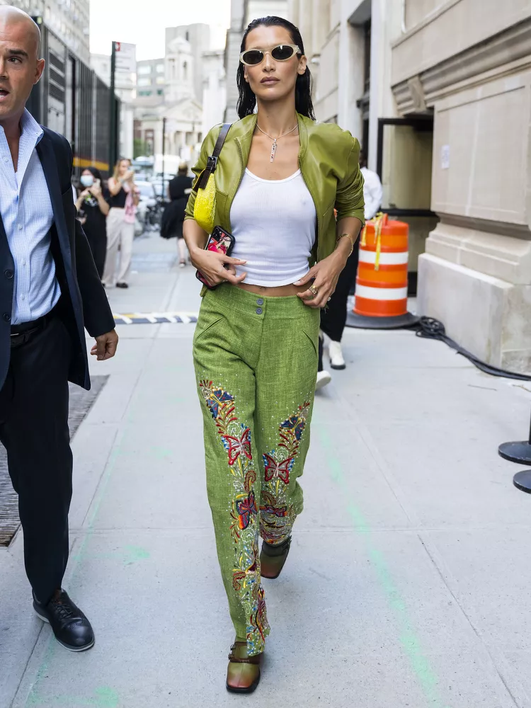 Bella Hadid é um verdadeiro camaleão de estilo