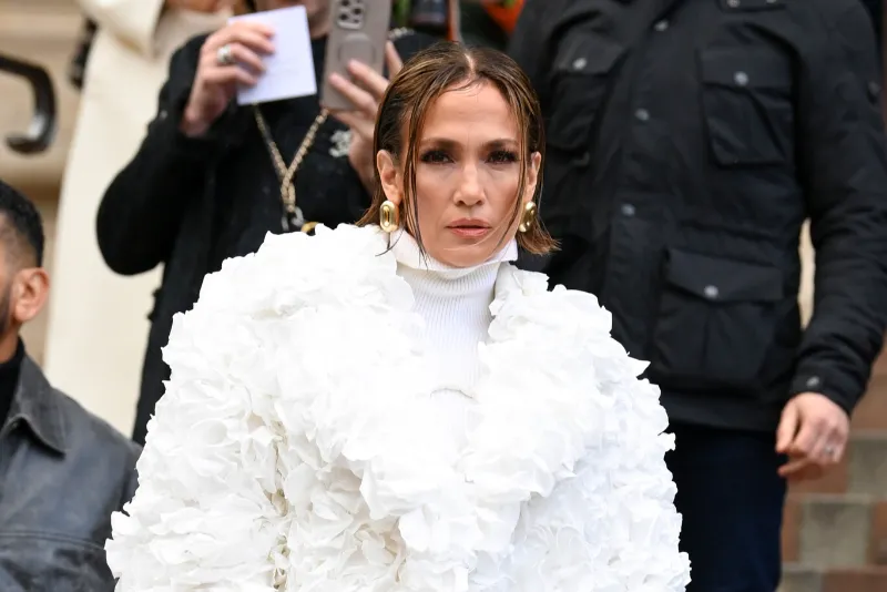 A rejuvenescedora mudança de visual de Jennifer Lopez