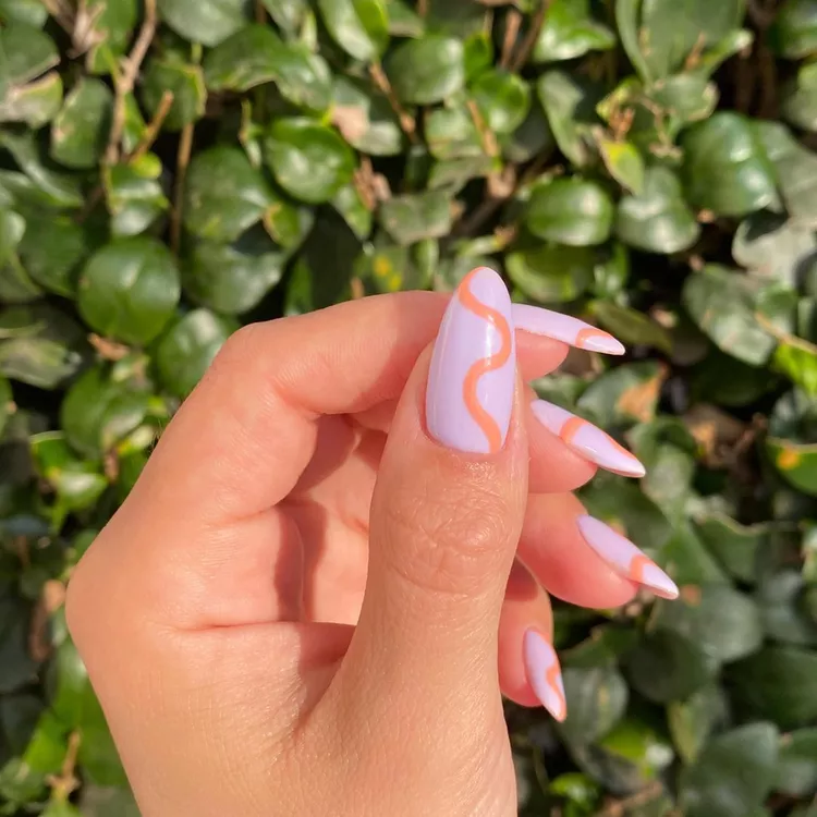 20 unhas cor lavanda para um toque suave de verão