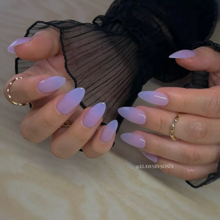 7 cores de unhas para arrasar no início do verão